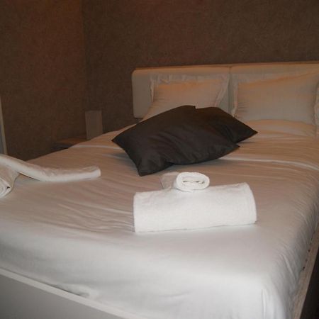 Relais Du Prieure Hotel Le Magny  ภายนอก รูปภาพ