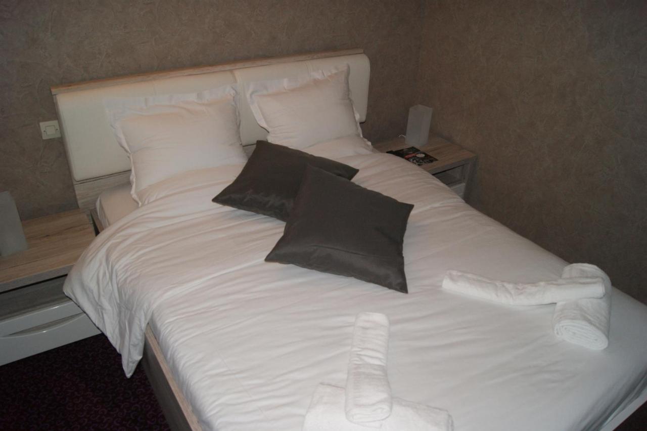 Relais Du Prieure Hotel Le Magny  ภายนอก รูปภาพ