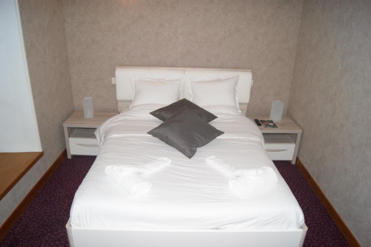 Relais Du Prieure Hotel Le Magny  ภายนอก รูปภาพ